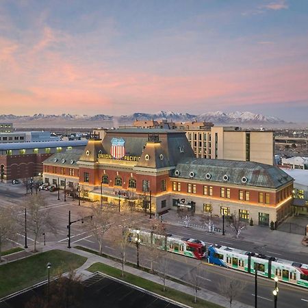 Asher Adams, Autograph Collection Salt Lake City Luaran gambar